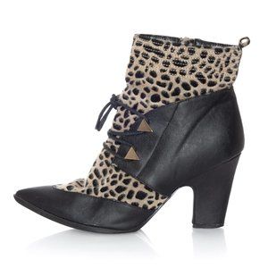 C Label Faux Pony Hair Leopard Print Pointed Toe Booties Size 8.5